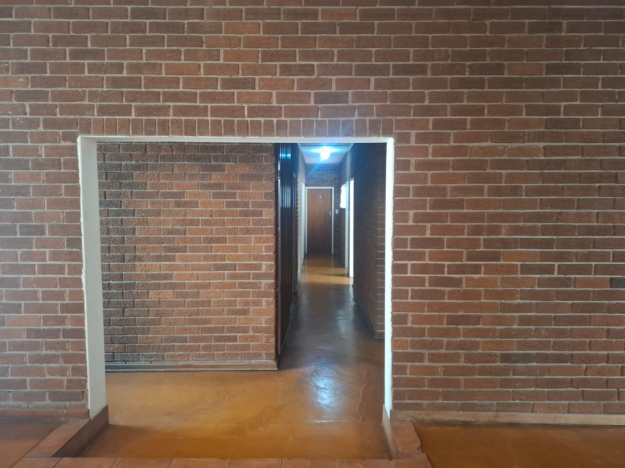 10 Bedroom Property for Sale in Universitas Free State